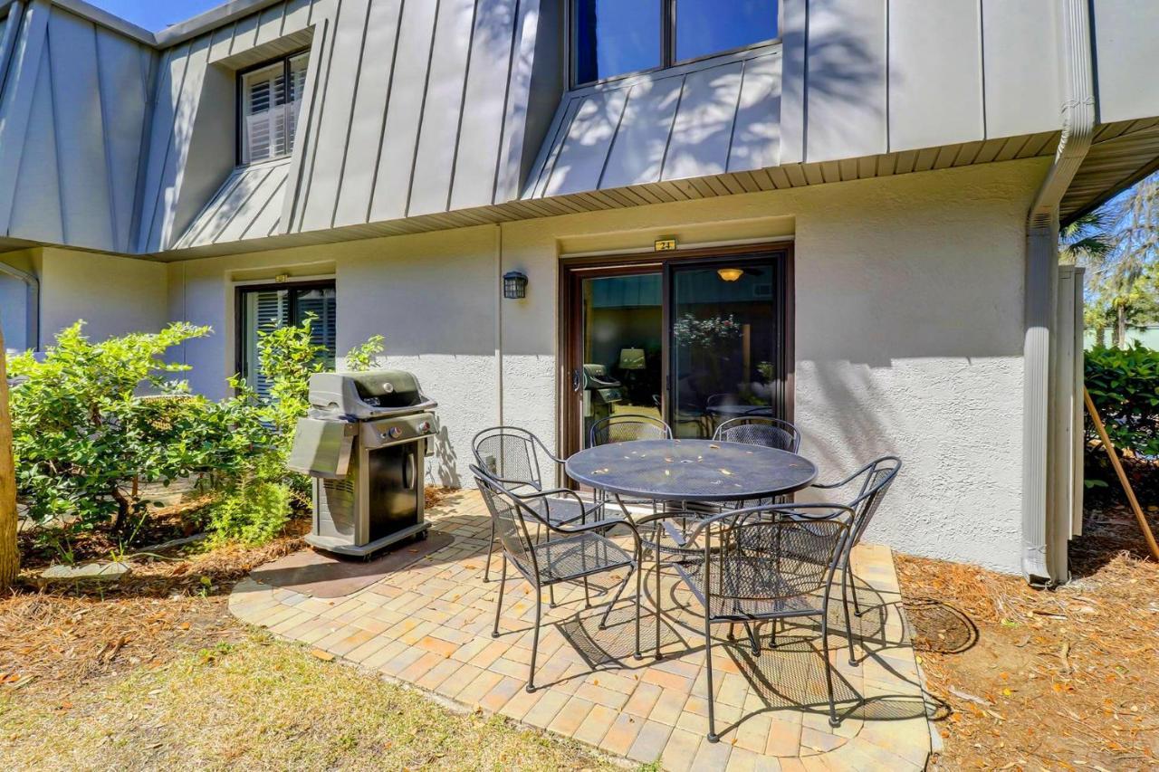 Ocean Villas Deluxe - Oceanfront Villa - Steps To Beach - Great Location - Heated Pool April Hilton Head Island Exteriör bild